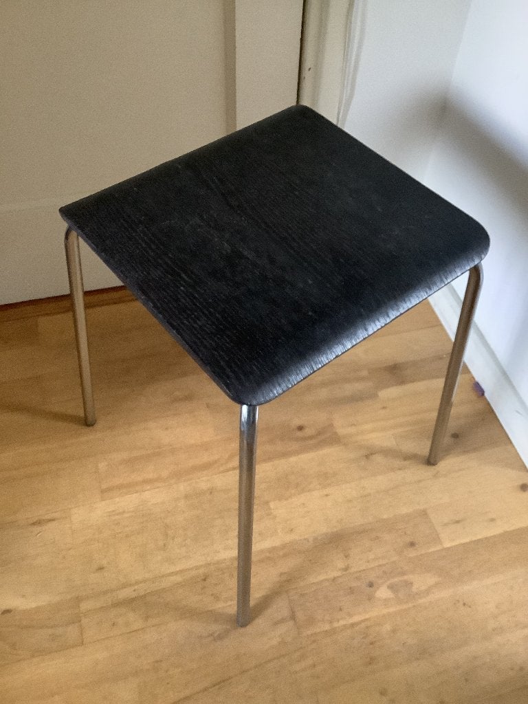 Zwart krukje, kruk., Ophalen, Gebruikt, Hout