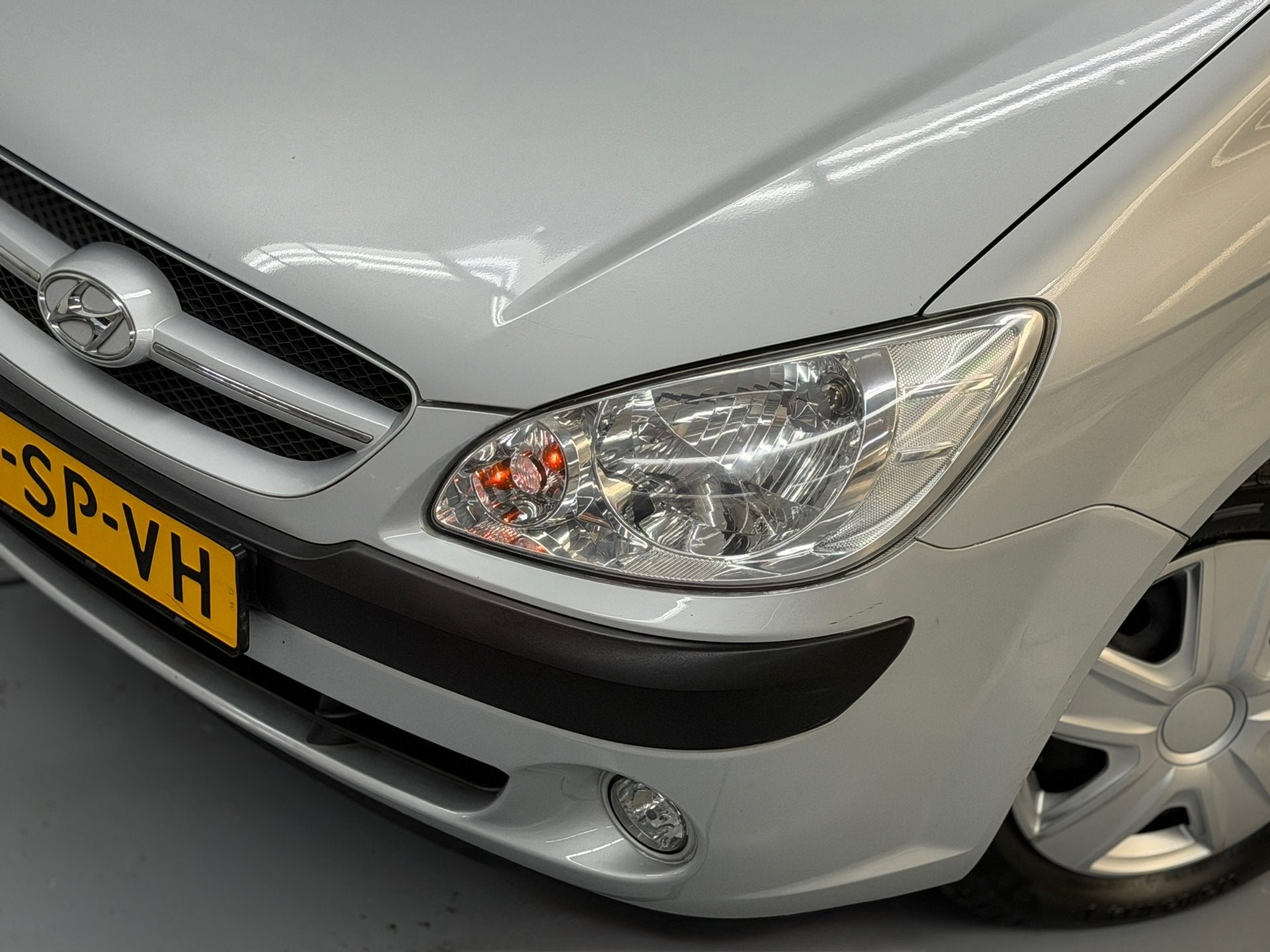 Hyundai Getz 1.4i Dynamic 70.000KM Automaat Airco NAP, Auto's, Dealer onderhouden, Zwart, 4 cilinders, Origineel Nederlands