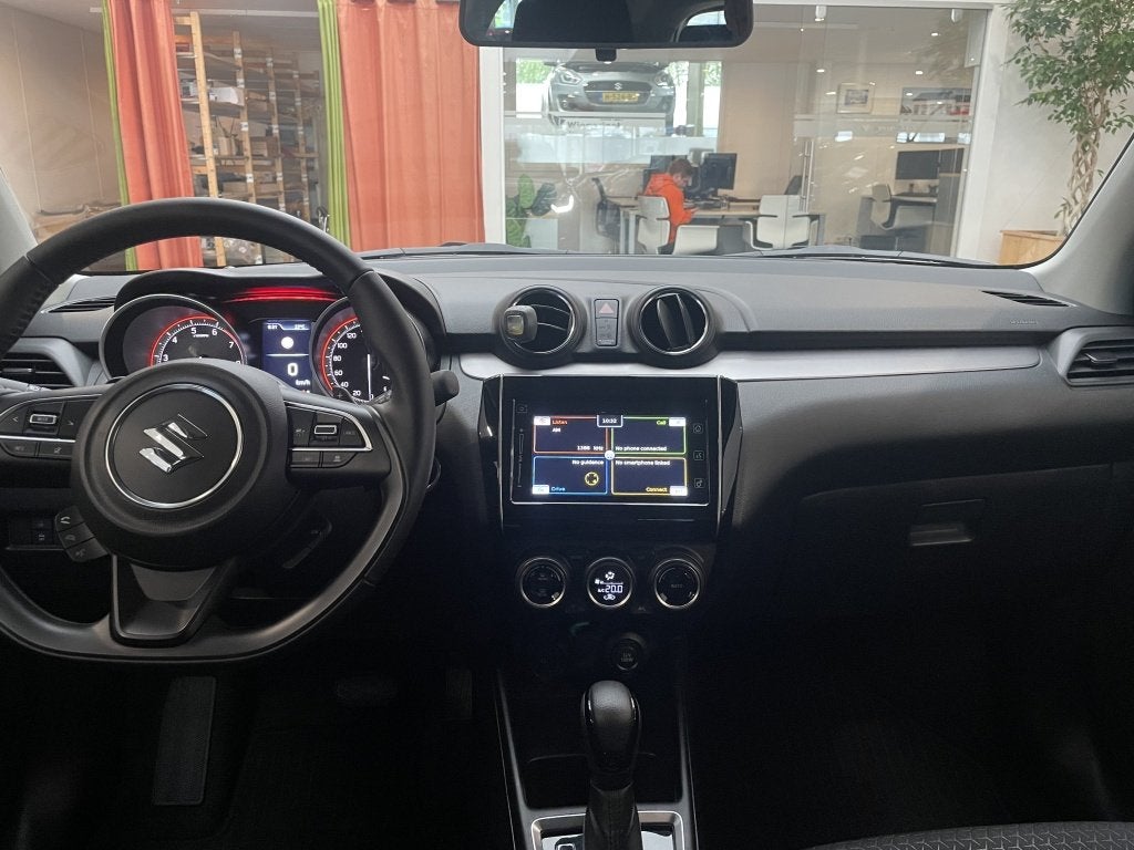 Suzuki Swift 1.2 Select SmartHybride [ CARPLAY I CAMERA I AD, Auto's, Suzuki, 83 pk, Stof, Gebruikt, 4 cilinders