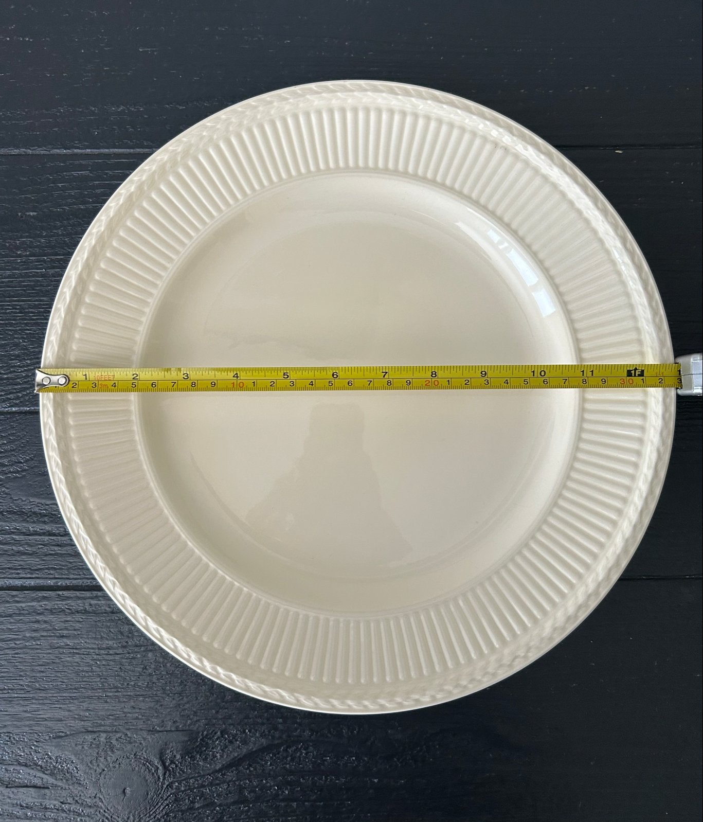 Wedgwood Edme groot diner/onderbord Ø 32 cm, Huis en Inrichting, Ophalen, Klassiek, Zo goed als nieuw, Bord(en)