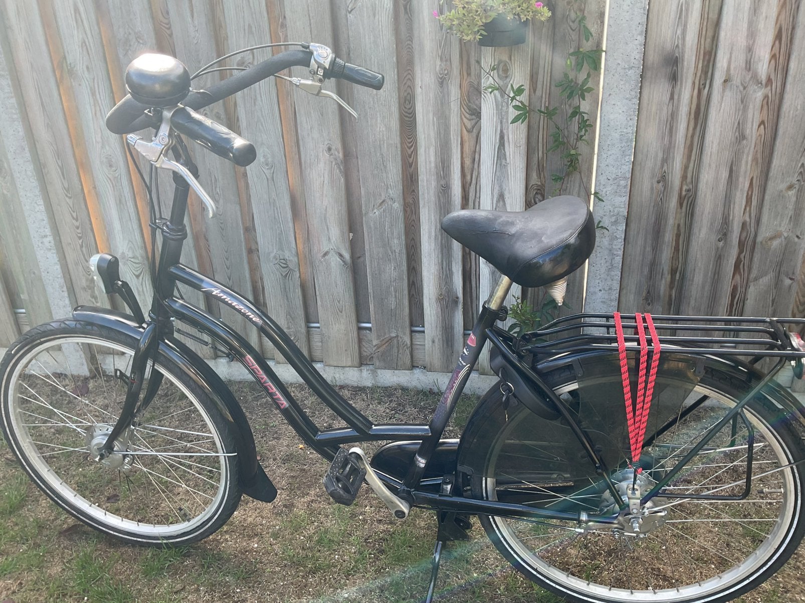 Mooie Sparta damesfiets met trommelremmen en 4 versnellingen, Ophalen, Sparta, Versnellingen, Zo goed als nieuw