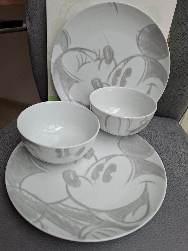 Disney 2 dinerborden en 2 kommen, nieuw, Nieuw, Ophalen of Verzenden, Bord(en), Overige stijlen
