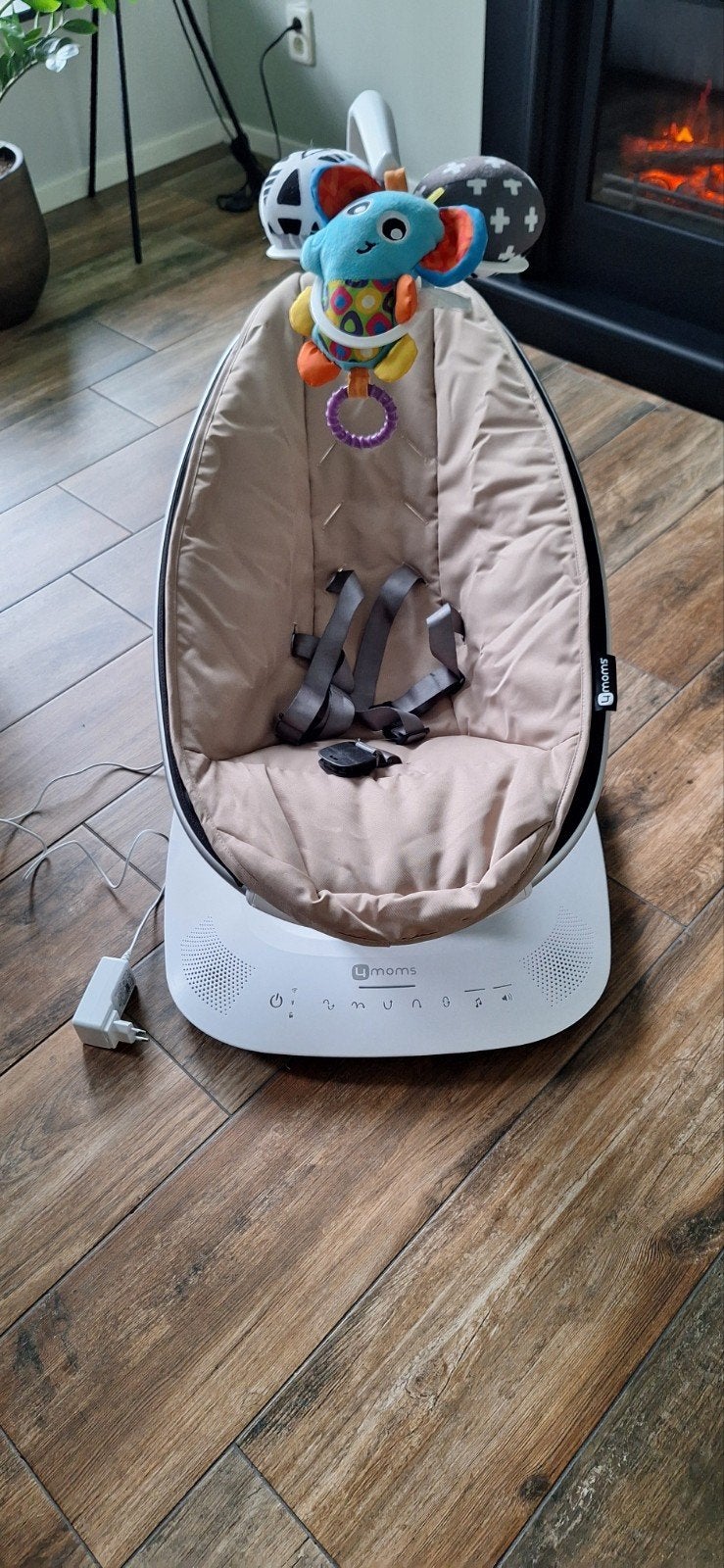 4moms MamaRoo Wipstoel - Zo goed als nieuw, Overige merken, Wipstoel, Zo goed als nieuw, Met gordel(s) of riempje(s)