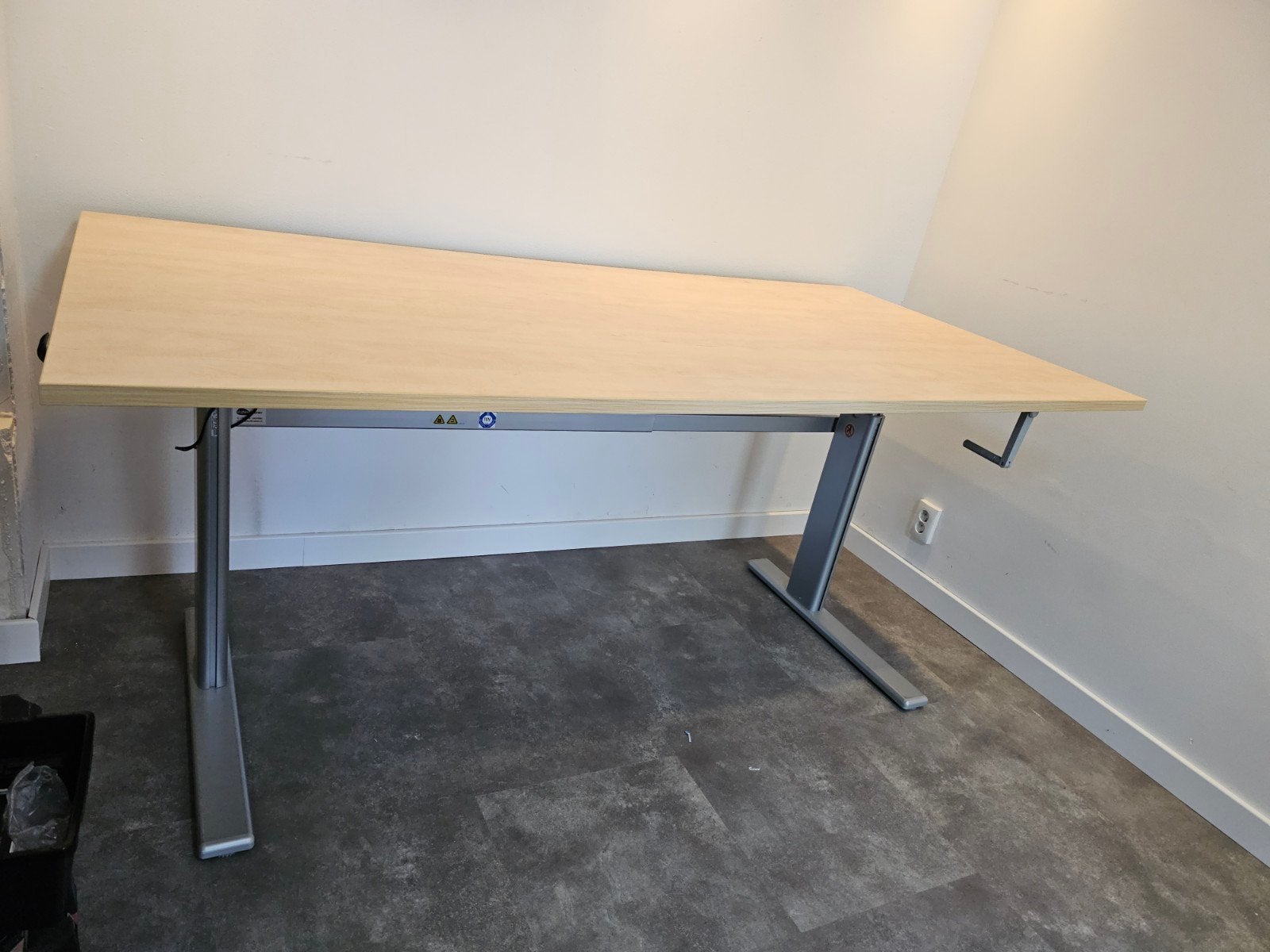 Zit-sta werktafel 100x200cm, handmatig verstelbaar, Huis en Inrichting, Bureaus, Ophalen, Gebruikt, Hout, 100 cm