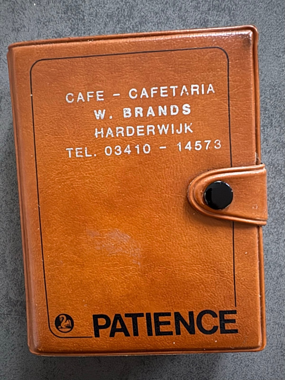 Patience kaartspel in etui - Café Cafetaria W. Brands, Hobby en Vrije tijd, Een of twee spelers, Ophalen of Verzenden, Zo goed als nieuw