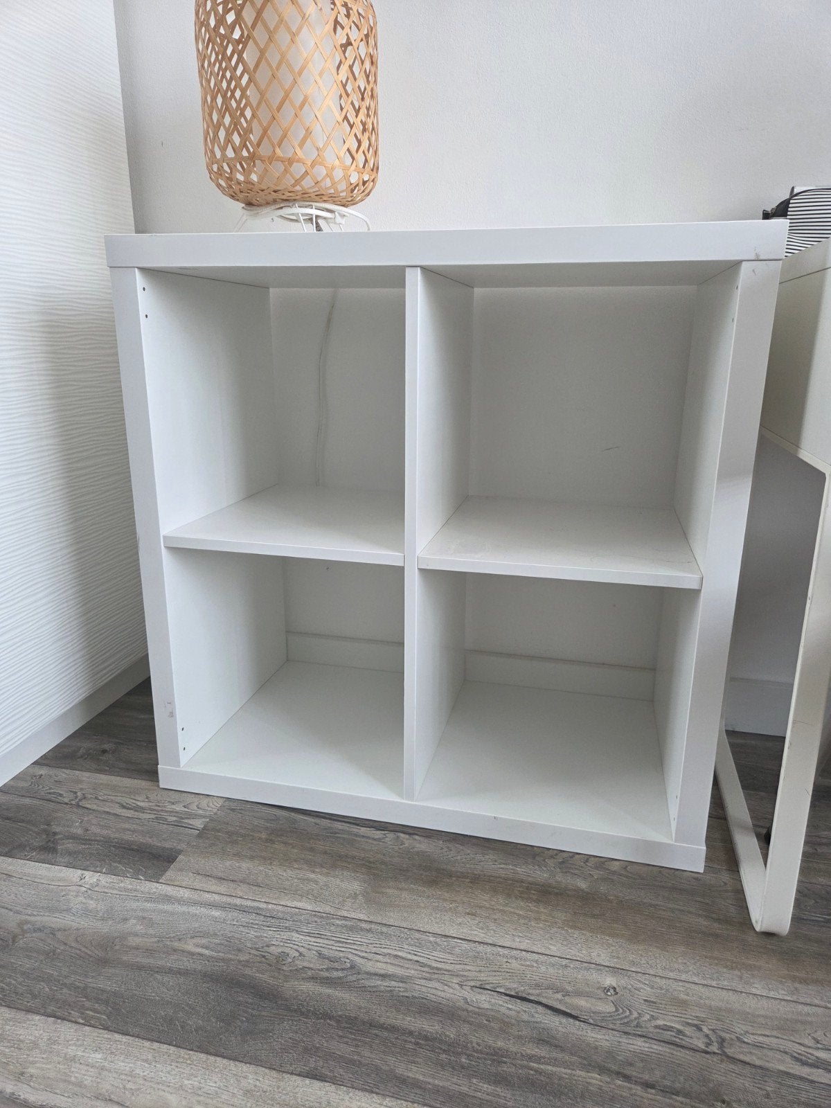 Witte Ikea kubus kast met 4 vakken - Ideaal voor opslag, Ophalen of Verzenden