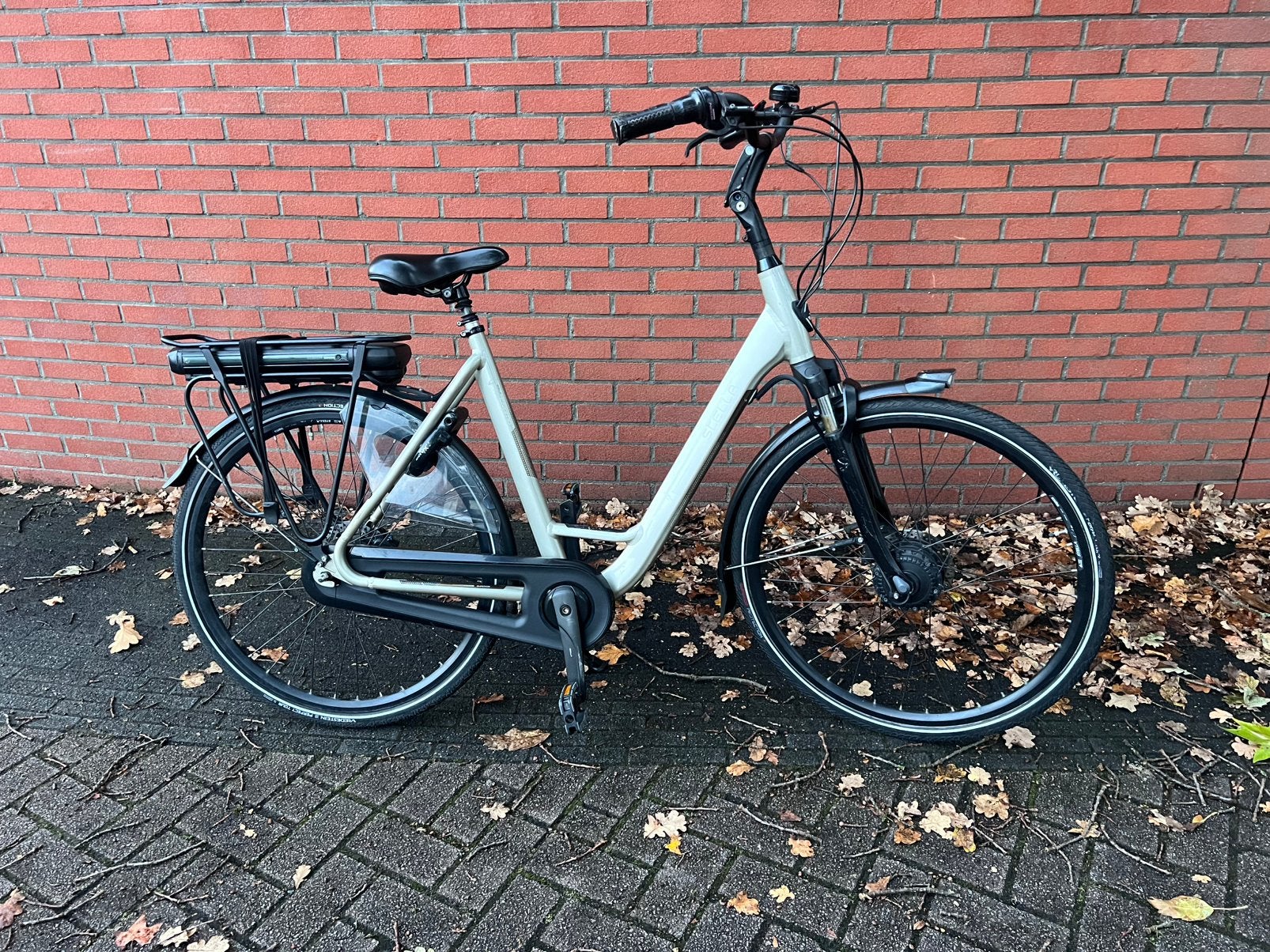 Stella Livorno elektrische fiets, 53 tot 56 cm, Versnellingen, Zo goed als nieuw, Schijfrem