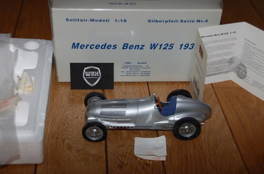 1:18 MERCEDES W25 Silberpfeil CMC M-031 in box WRH, Verzenden, Zo goed als nieuw, Auto, Overige merken