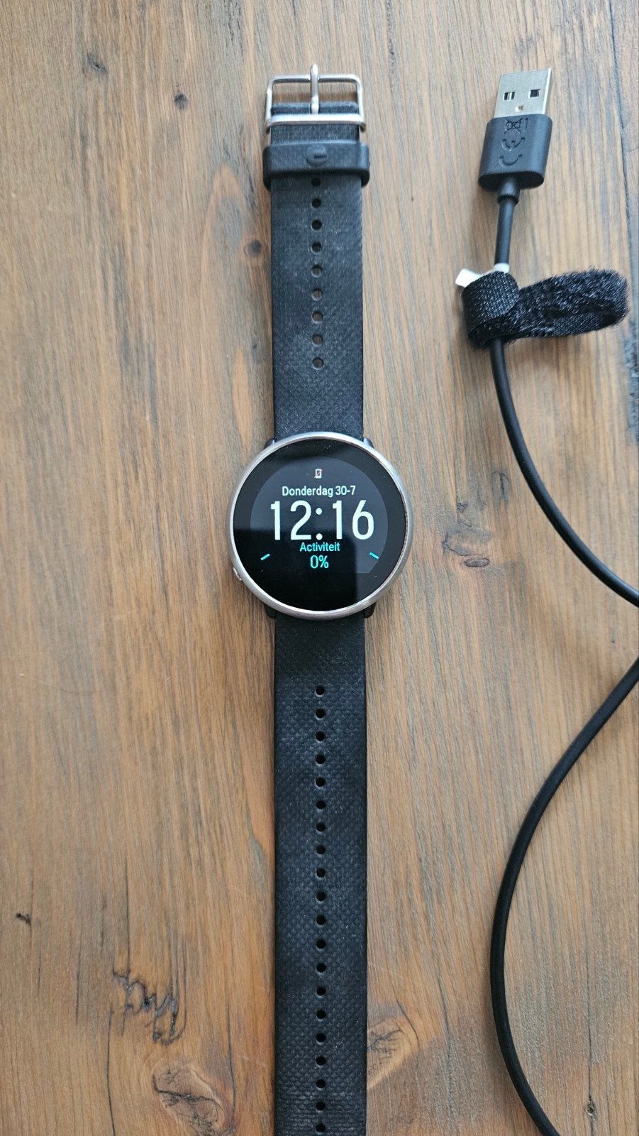 Polar Ignite Fitness Horloge Zwart met Oplader, Gebruikt, Zwart, Ophalen of Verzenden, Waterdicht