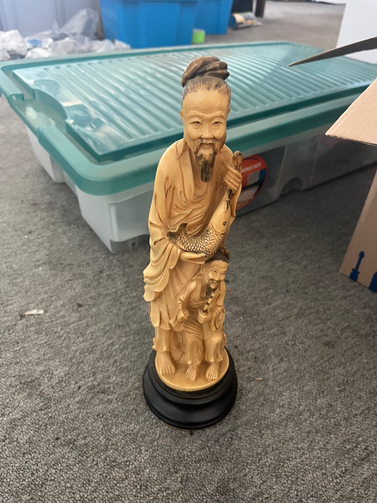 Chinese visser in Resin, Ophalen, Zo goed als nieuw, Mens