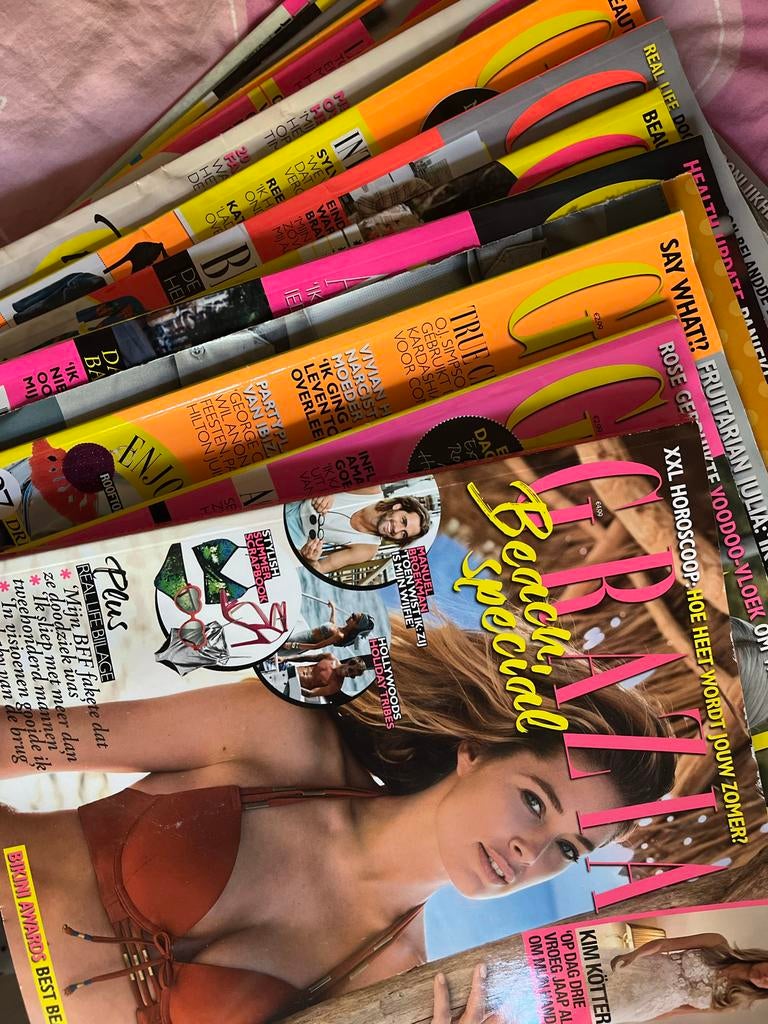 Grazia tijdschriften + Beach special - Zo goed als nieuw, Ophalen of Verzenden, Zo goed als nieuw, Damesbladen
