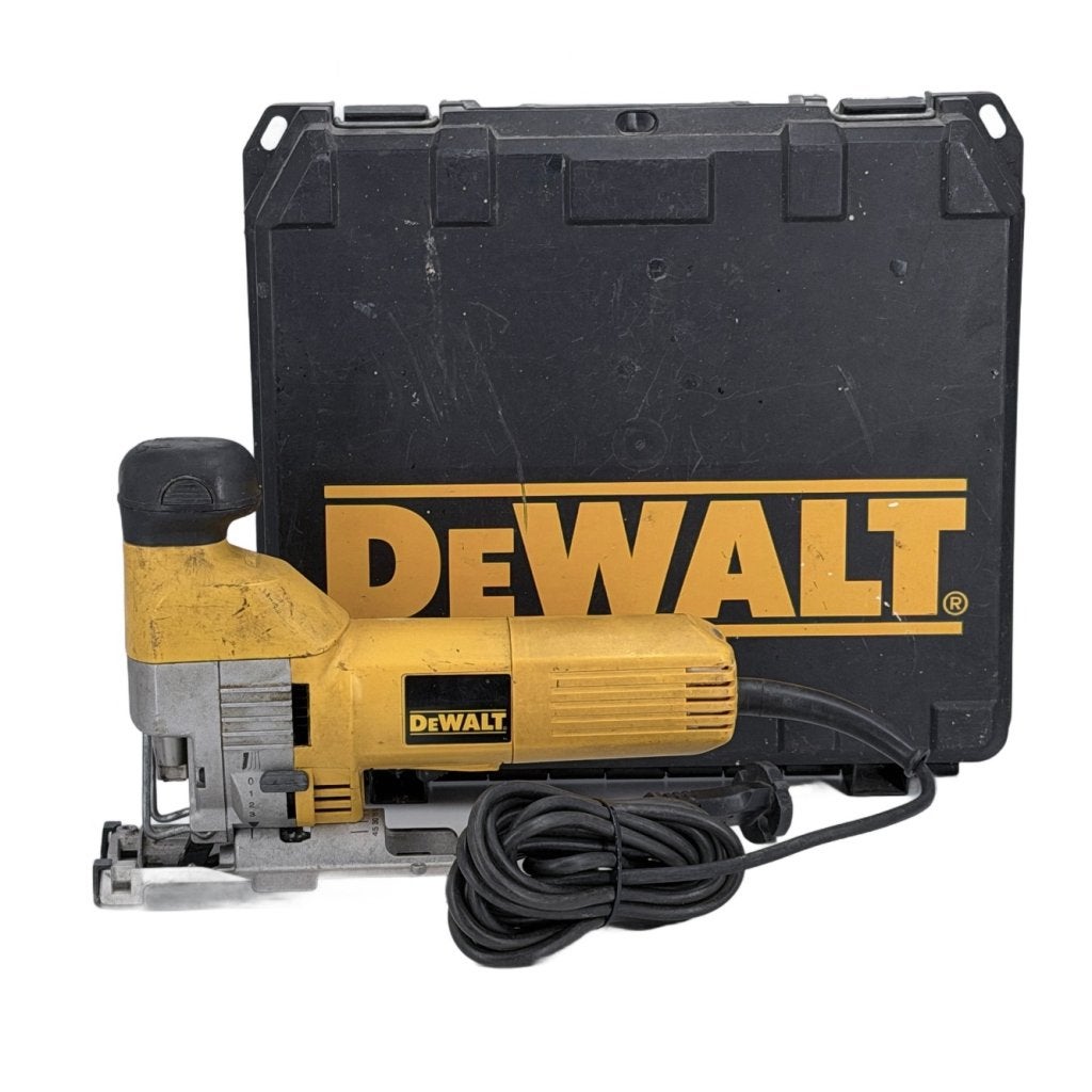 DeWalt DW323-QS Decoupeerzaag | Met Koffer, Dewalt, Gebruikt, Support@dewalt.com, 701 E. Joppa Road
Towson, MD 21286
USA