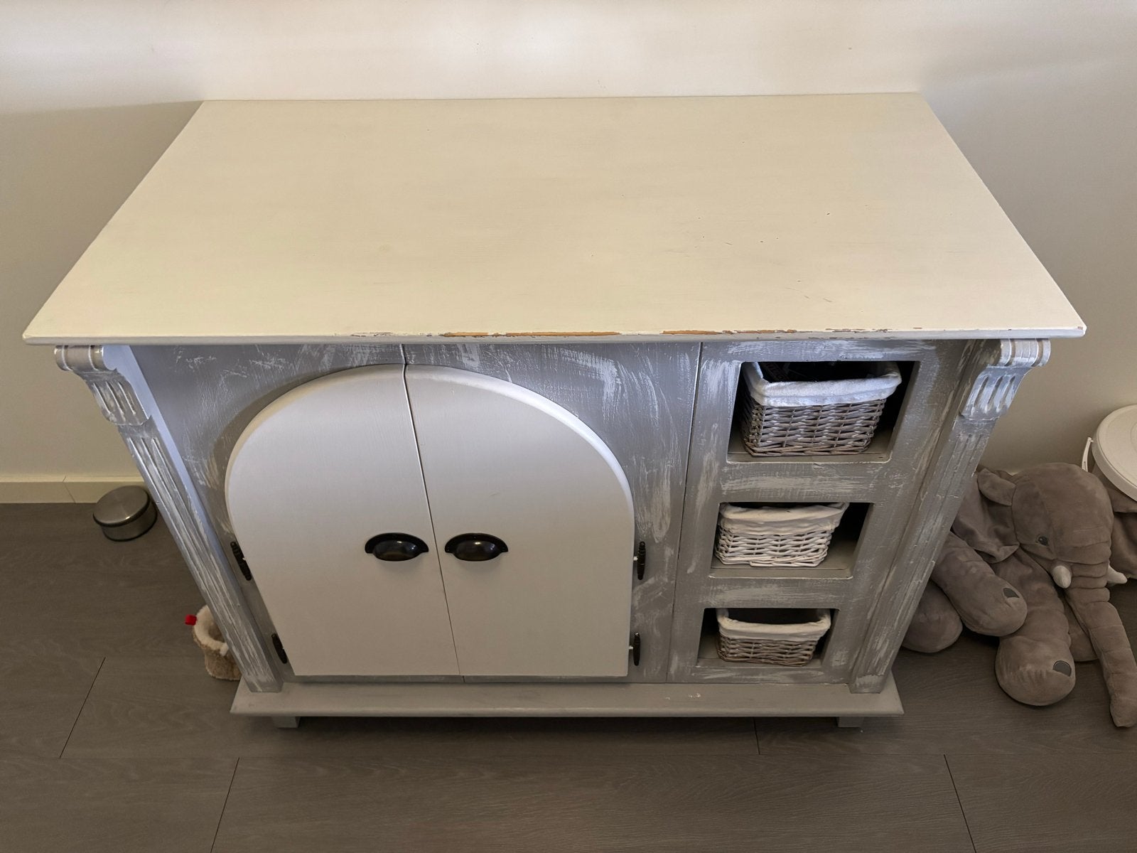Handgemaakte commode wit/grijs krijtverf, Ophalen, Gebruikt, 50 tot 70 cm, 100 cm of meer