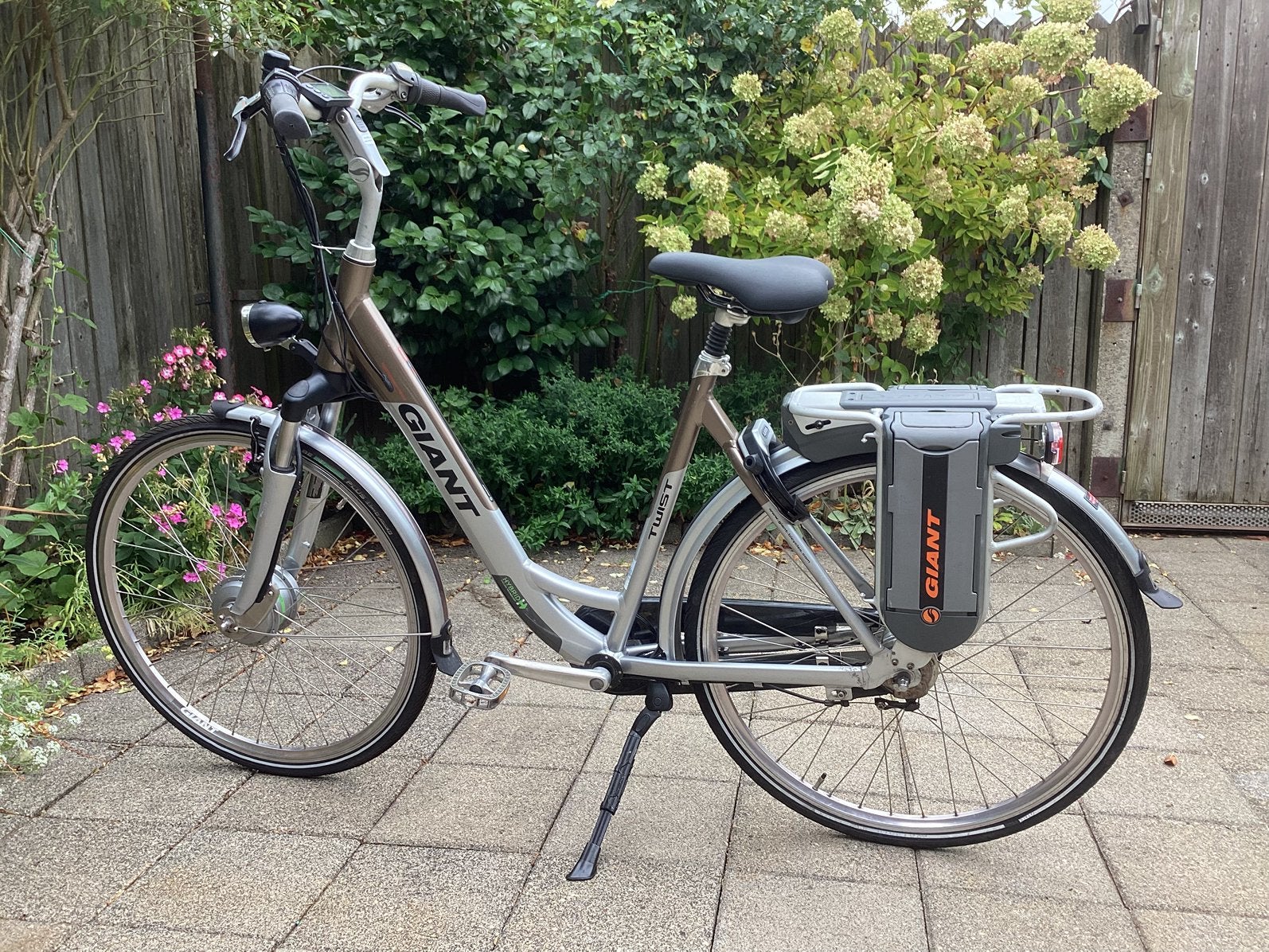 Elektriche fiets Giant, 55 tot 59 cm, Ophalen of Verzenden, Zo goed als nieuw, Overige merken