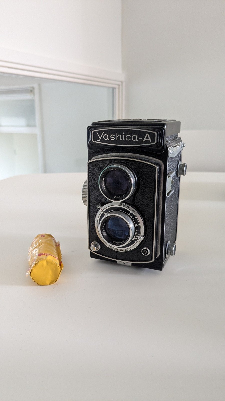 Yashica A in zeer goede staat + rolletje, Ophalen, Zo goed als nieuw, Compact, Overige Merken