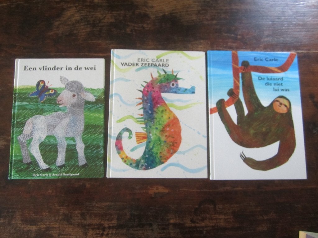 Eric Carle 3x Een vlinder in de wei/vader zeepaard/luiaard, Boeken, Fictie algemeen, Jongen of Meisje, Ophalen of Verzenden, Zo goed als nieuw