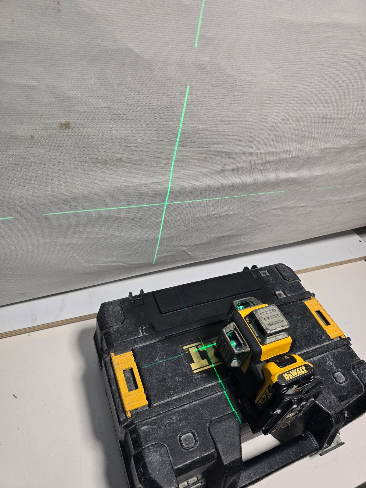 DeWALT DCE089G-QW 3x360 Lijnlaser Groen 12V, Ophalen of Verzenden, Dewalt, N.v.t, N.v.t