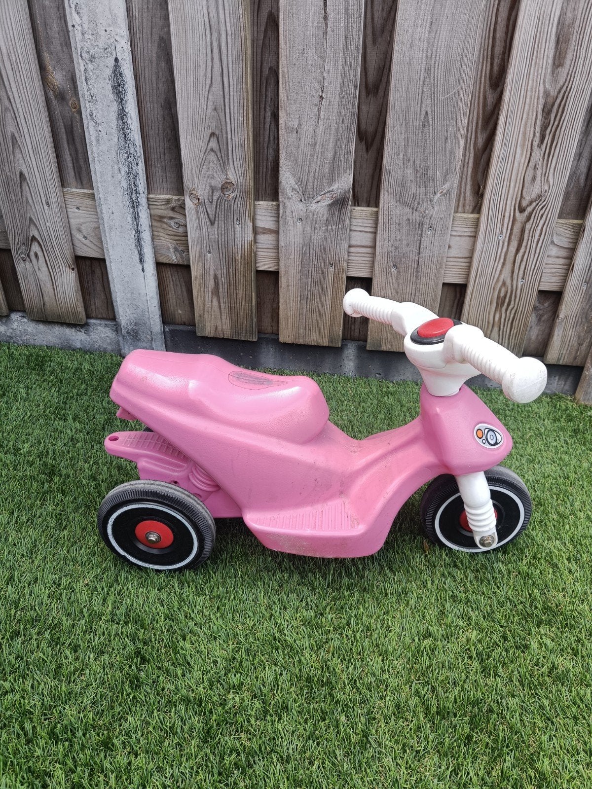 Roze loopfiets voor kinderen - Gebruikt, Kinderen en Baby's, Speelgoed | Buiten | Voertuigen en Loopfietsen, Ophalen, Gebruikt