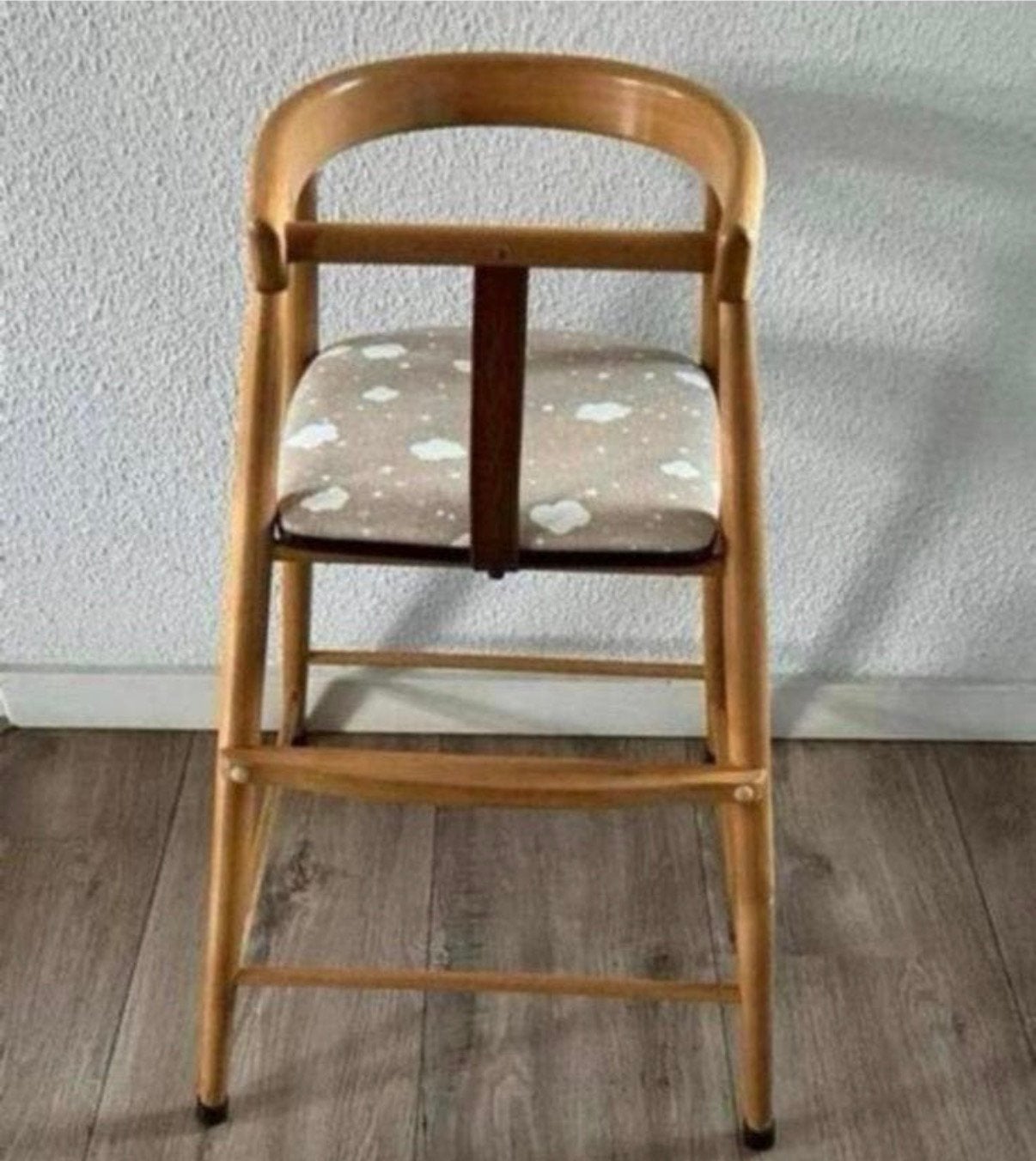 Unieke Houten vintage design kinderstoel, Kinderen en Baby's, Kinderstoelen, Ophalen, Zo goed als nieuw, Overige typen