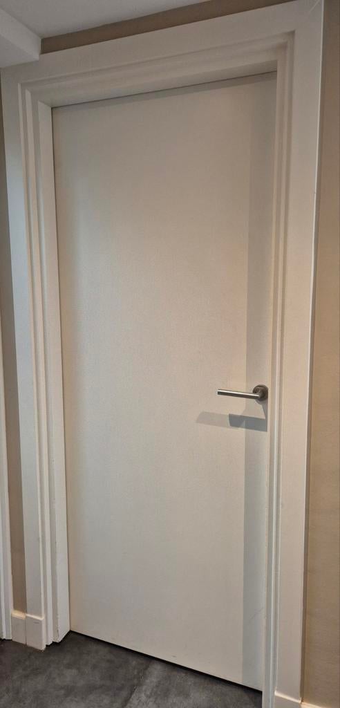 Witte binnendeur met kozijn en deurbeslag, Ophalen, Binnendeur, 200 tot 215 cm