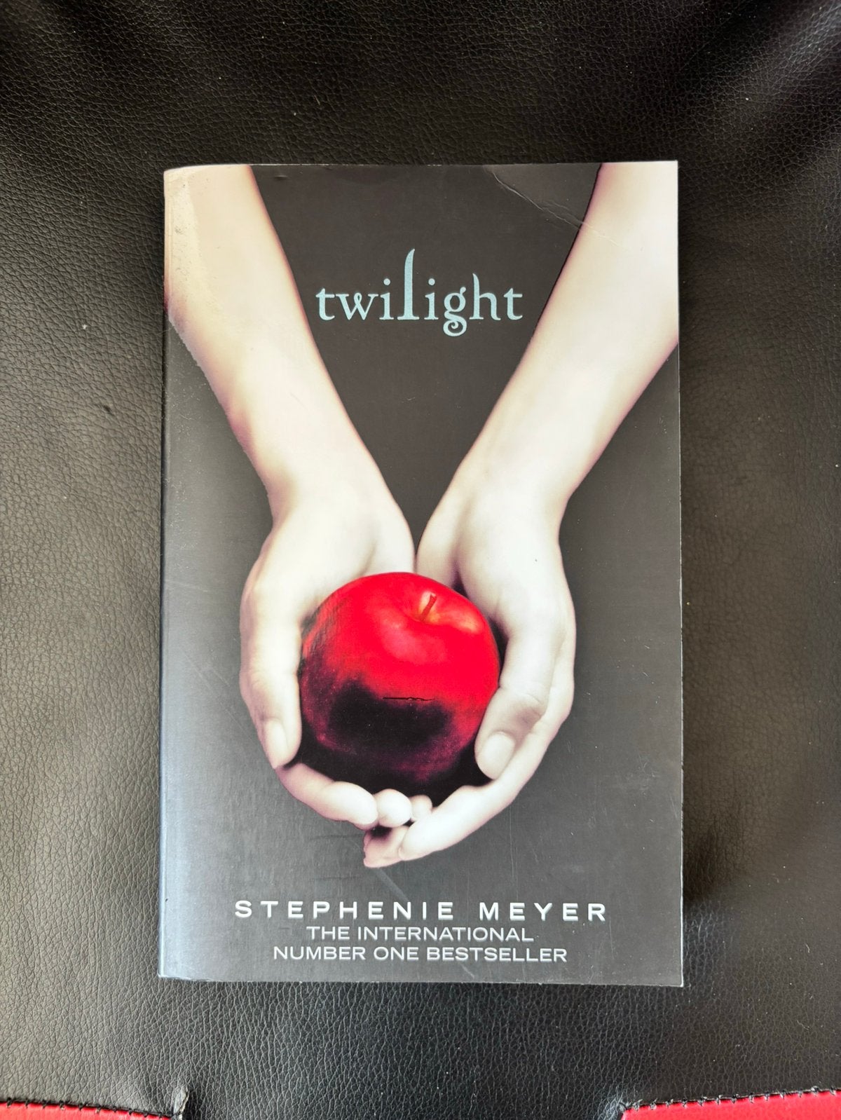 Twilight, Ophalen, Zo goed als nieuw, Wereld overig