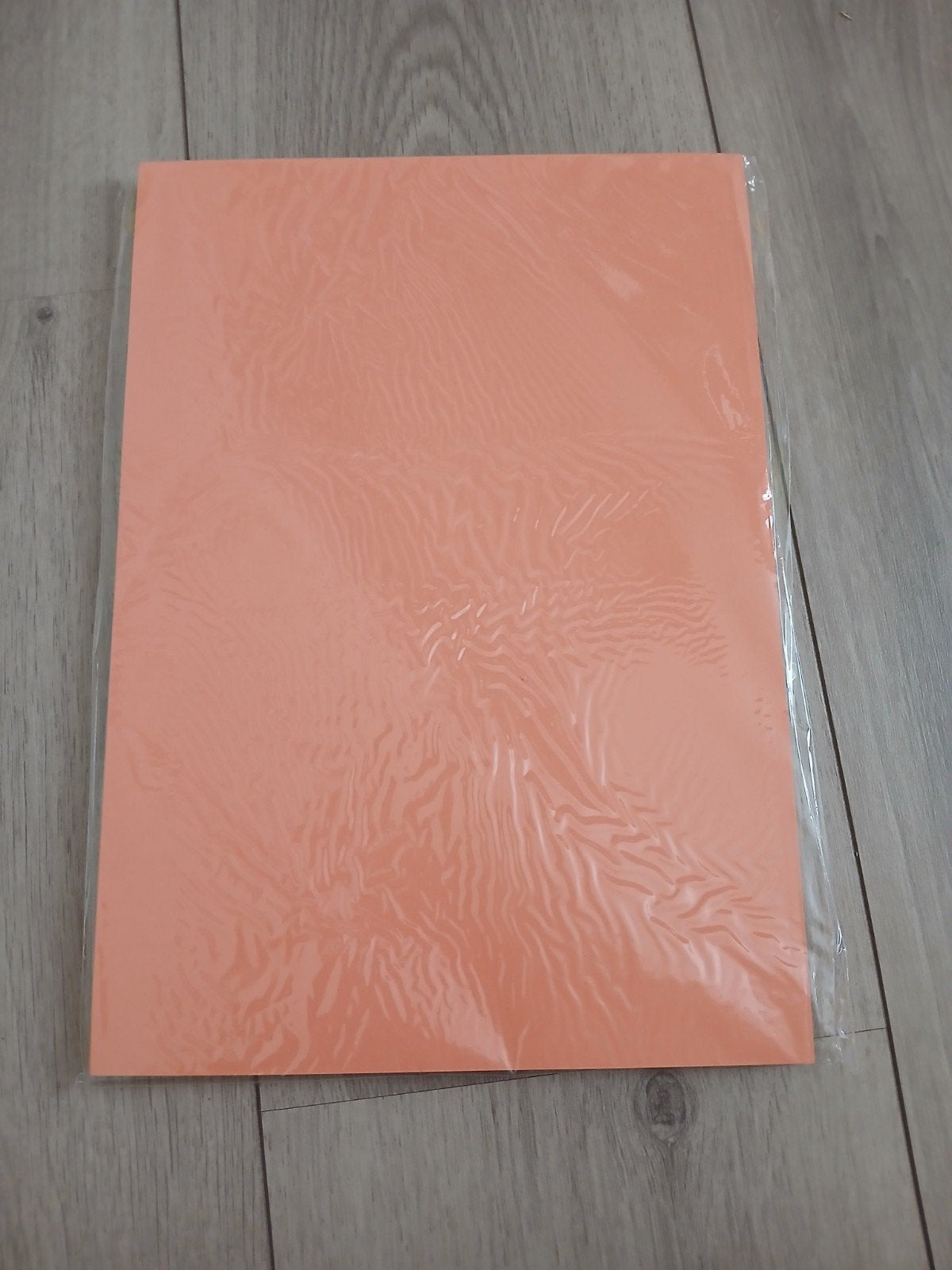 2x Gekleurd Papier - Nieuw en Ongebruikt, Overige thema's, Nieuw, Meerkleurig, Ophalen of Verzenden