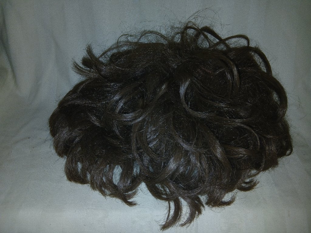 pruik maat 25, Sieraden, Tassen en Uiterlijk, Uiterlijk | Haarverzorging, Ophalen of Verzenden, Gebruikt, Pruik of Haarverlenging