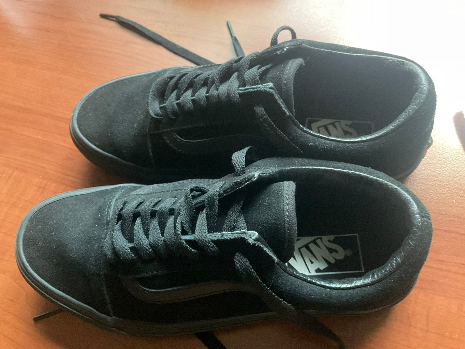 VANS SNEAKER maat 39 /nieuw /zwart suede, Kleding | Dames, Ophalen of Verzenden, Zo goed als nieuw, Zwart, Sneakers of Gympen