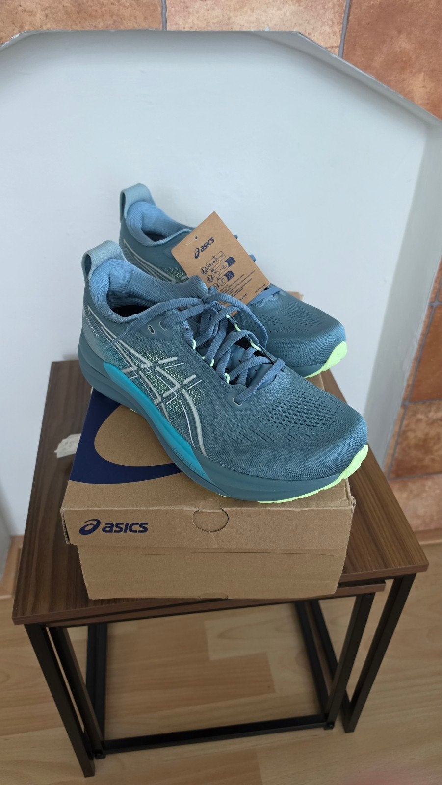 ASICS GEL-KAYANO 33 Hardloopschoenen - Nieuw in doos, Hardloopschoenen, Nieuw, Ophalen of Verzenden, Hardlopen