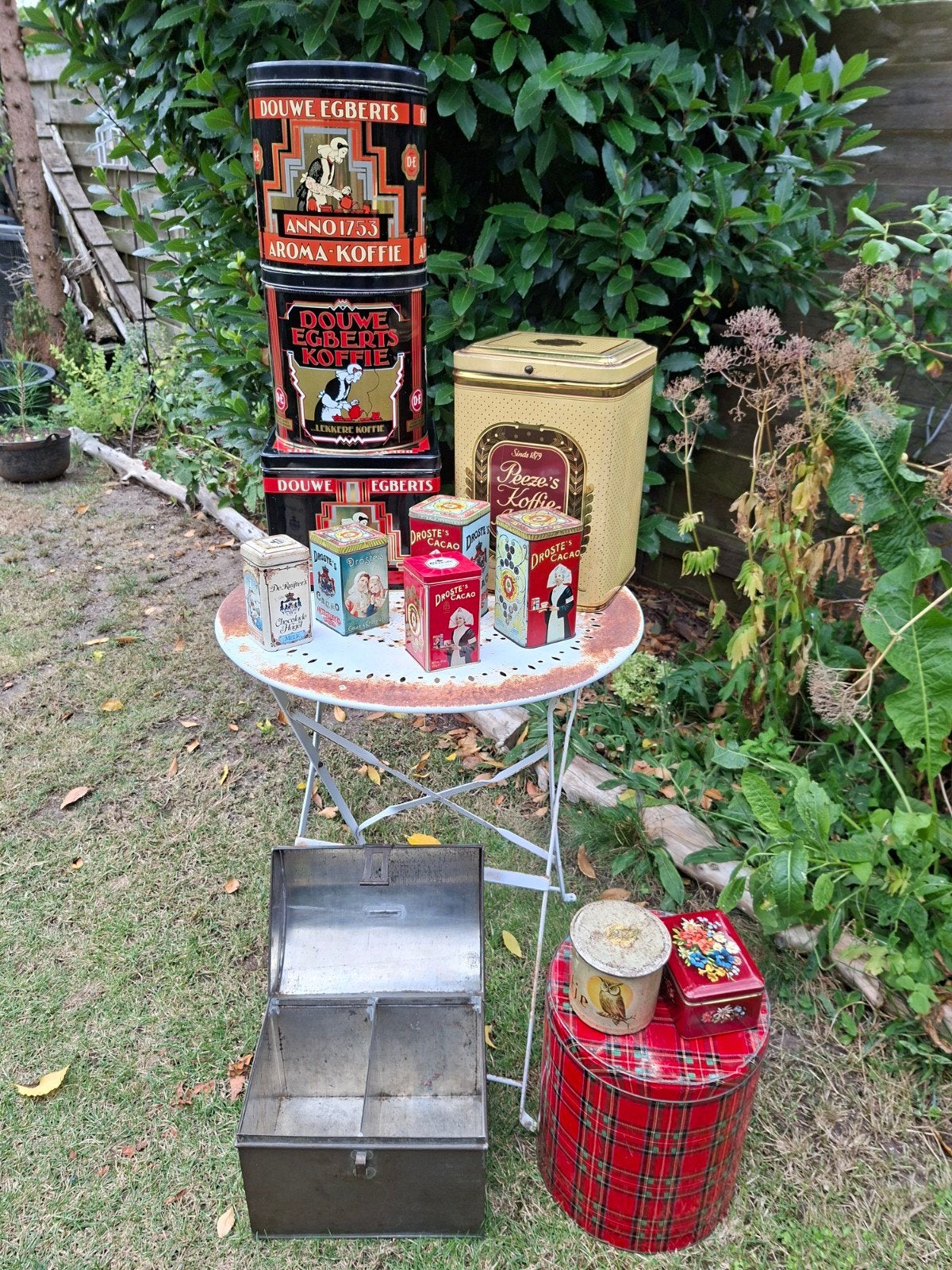 Oude blikken DE Peeze Droste. Grote €10, kleine €3,=, Ophalen, Gebruikt
