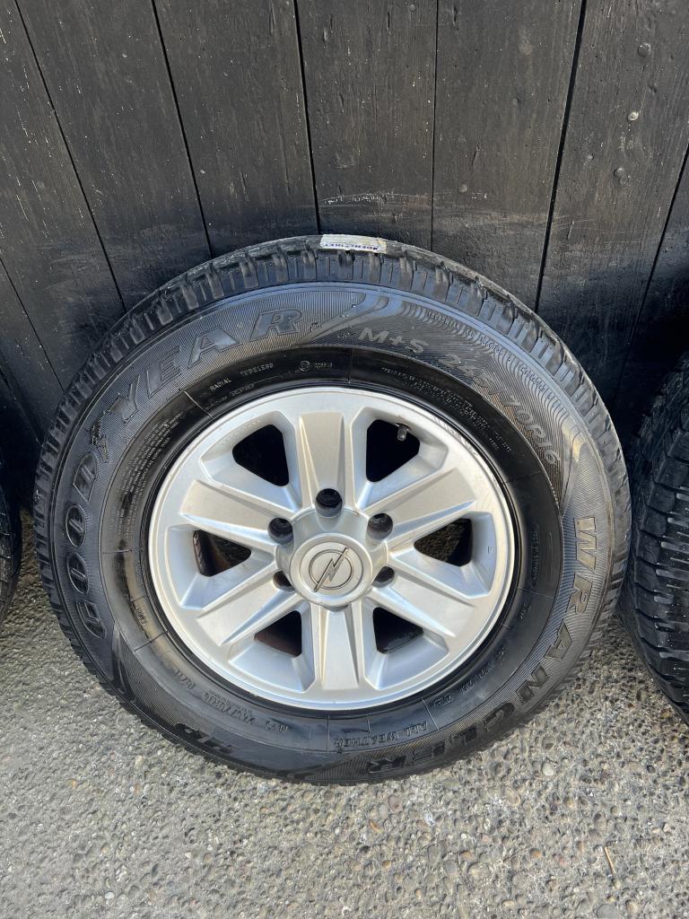 Originele Opel Frontera velgen 16” 6x139,7 all-season set, Niet ingevuld, 16 inch, Banden en Velgen, Niet ingevuld