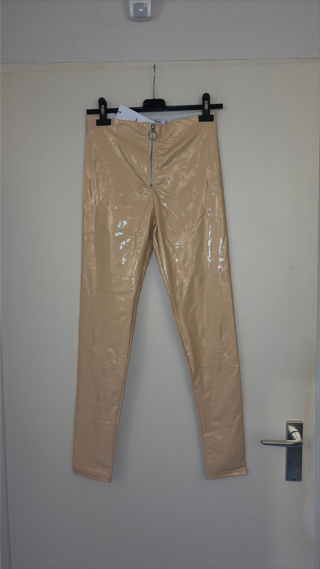 Nieuw broek maat S merk Yu & Me, Kleding | Dames, Broeken en Pantalons, Ophalen of Verzenden, Nieuw, Maat 38/40 (M), Lang