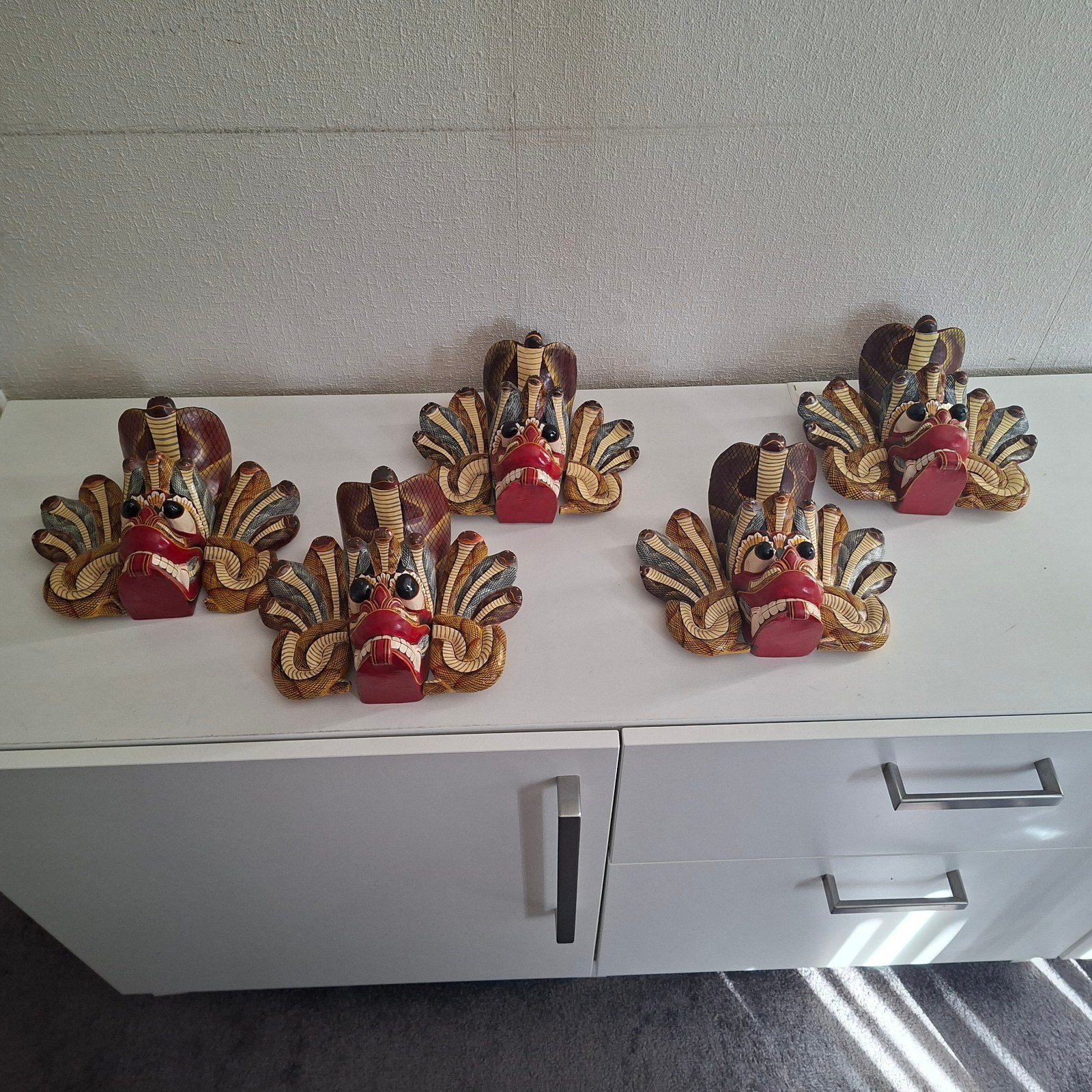 Set van 5 kleine en 2 grote cobra maskers uit Sri Lanka, Antiek en Kunst, Hout, Masker, Ophalen of Verzenden, Handgemaakt