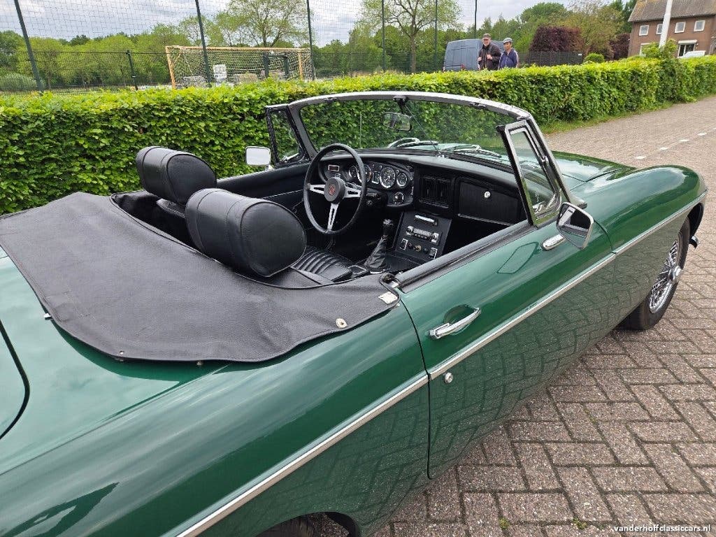 MGB Roadster (1973) – British Racing Green, foto 11