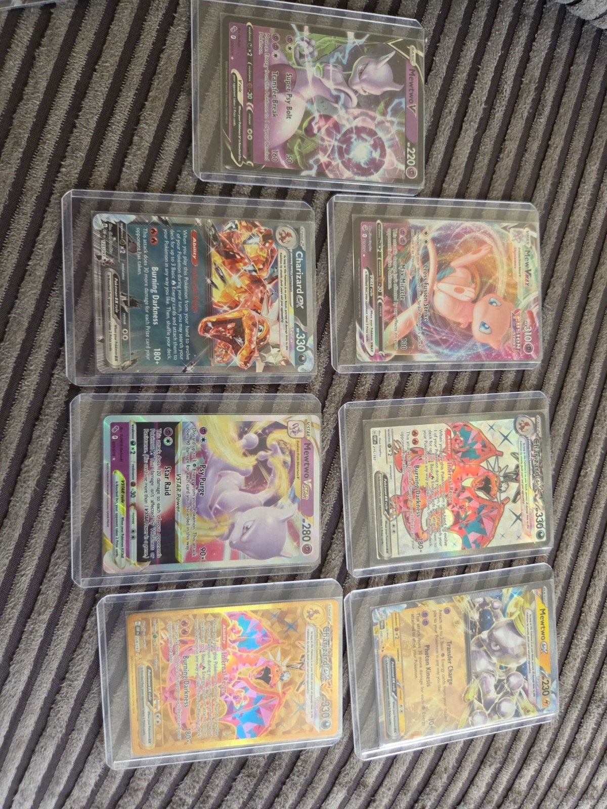 Pokémon Kaarten Mewtwo V, Charizard VMAX, Mew VMAX, Ophalen of Verzenden, Zo goed als nieuw, Meerdere kaarten, Foil
