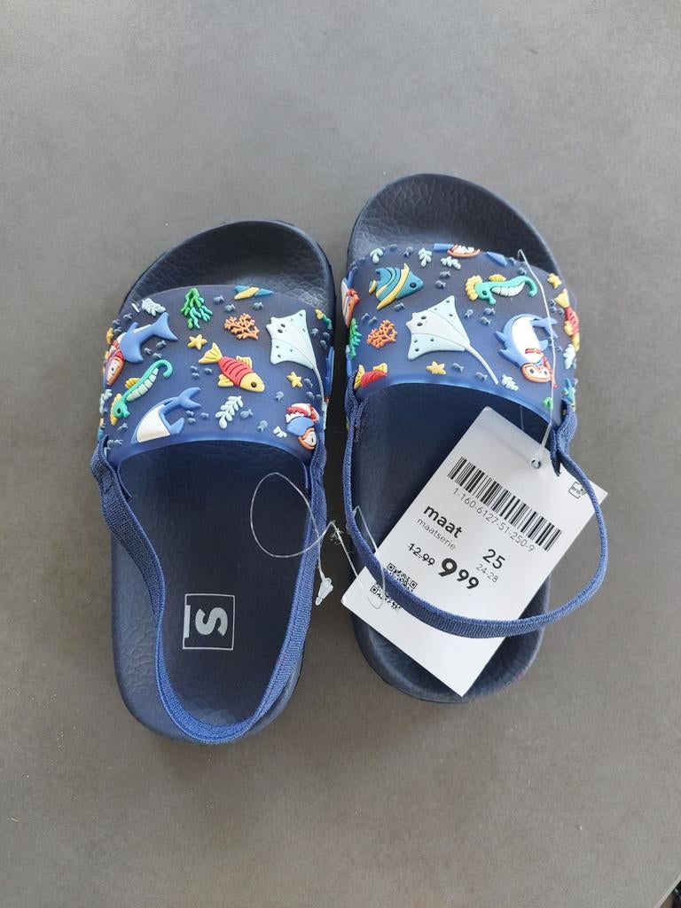 Nieuwe kinderslippers maat 25 met zeedieren design, Ophalen, Jongen of Meisje, Schoenen, Nieuw