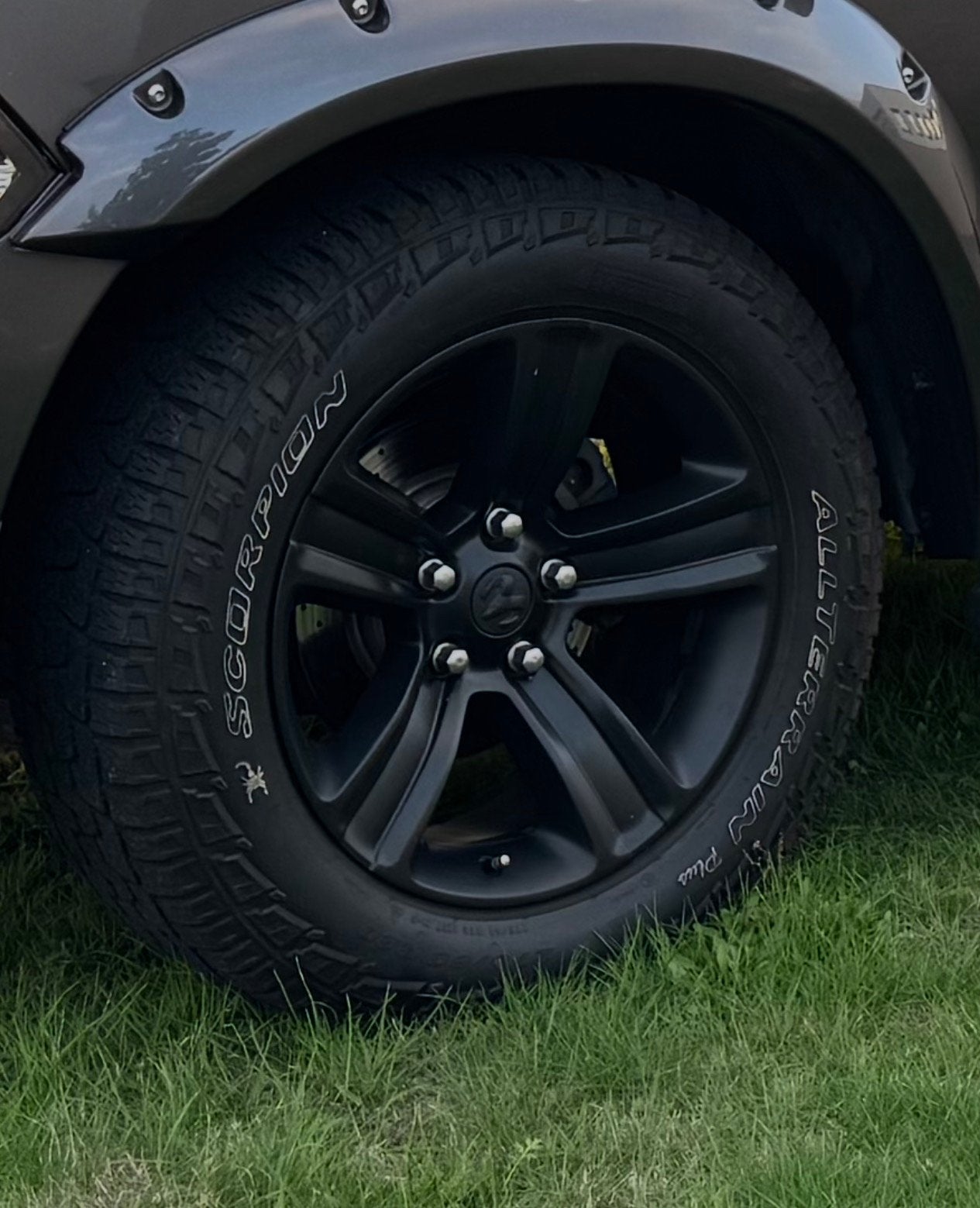 Dodge ram 20 inche velgen  2009-2018, Auto-onderdelen, Ophalen, Gebruikt, Banden en Velgen, All Season