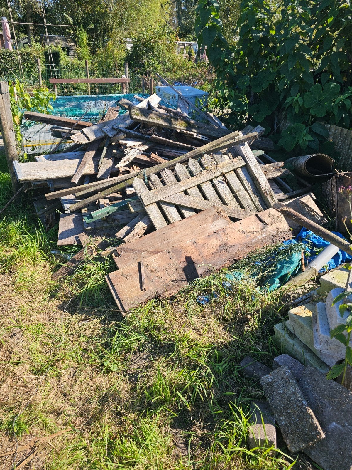 gratis stookhout in Vught, Tuin en Terras, 3 tot 6 m³, Ophalen, Overige houtsoorten