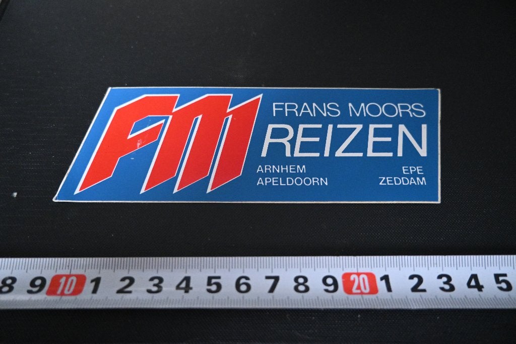 sticker FRANS MOORS Reizen Arnhem Apeldoorn Epe Zeddam, Verzamelen, Ophalen of Verzenden, Zo goed als nieuw
