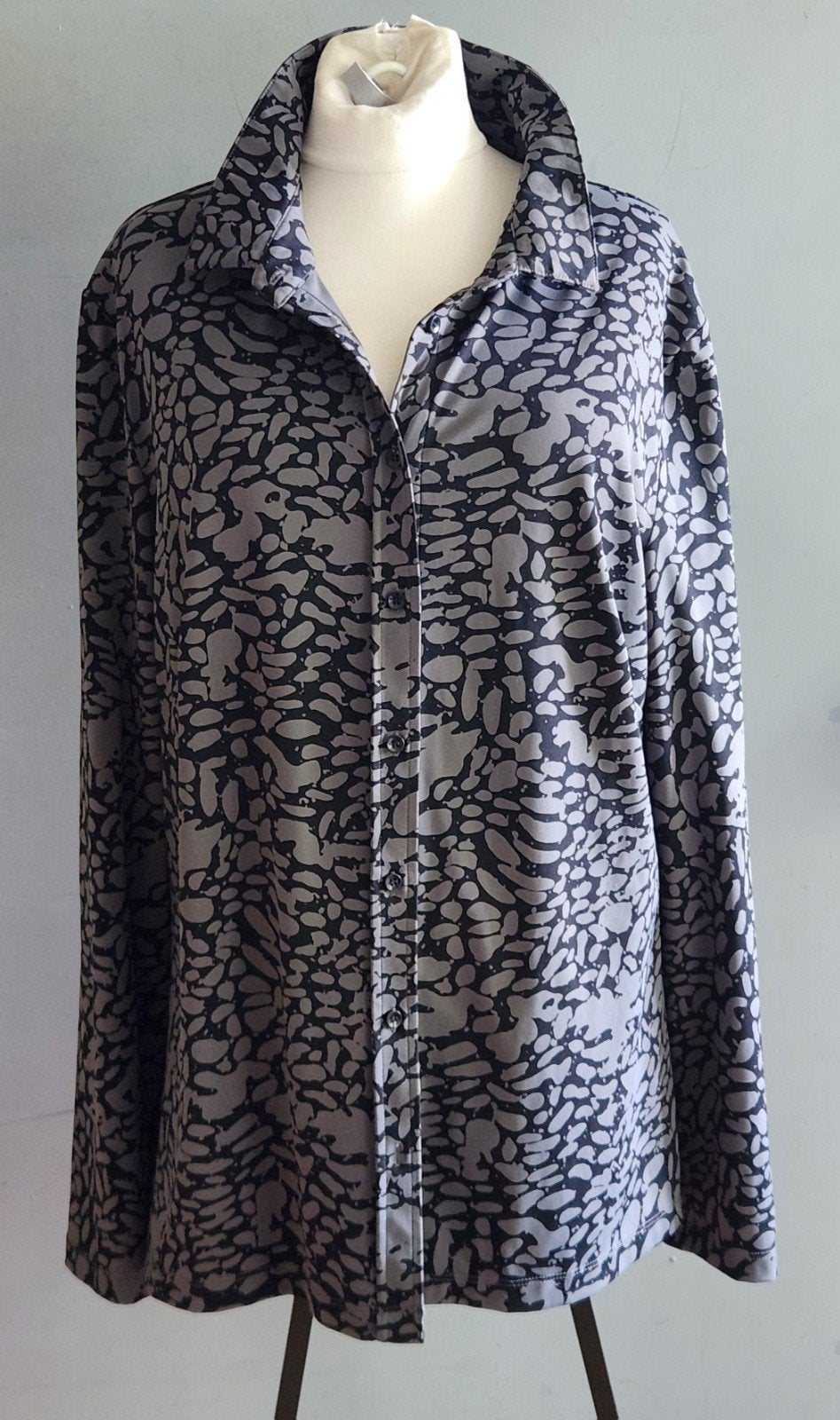 YEST blouse, Kleding | Dames, Ophalen of Verzenden, Zo goed als nieuw, Maat 42/44 (L), Zwart
