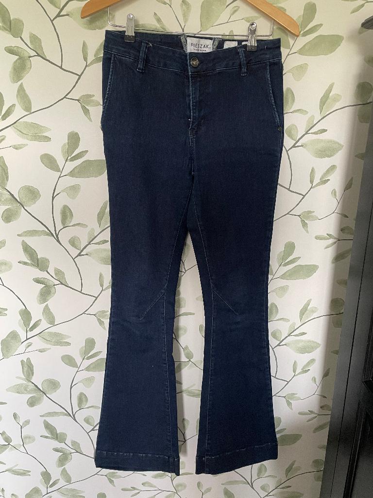 Pieszak blauwe flare spijkerbroek maat 27 lengte 33, Kleding | Dames, Blauw, Pieszak, Ophalen of Verzenden, Zo goed als nieuw