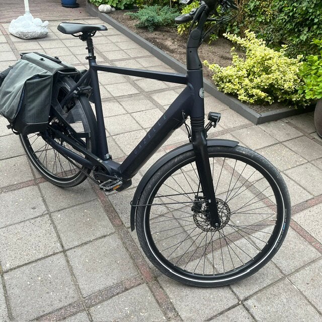Te koop Gazelle Chamonix C5, Ophalen, Zo goed als nieuw, 59 cm of meer, 50 km per accu of meer