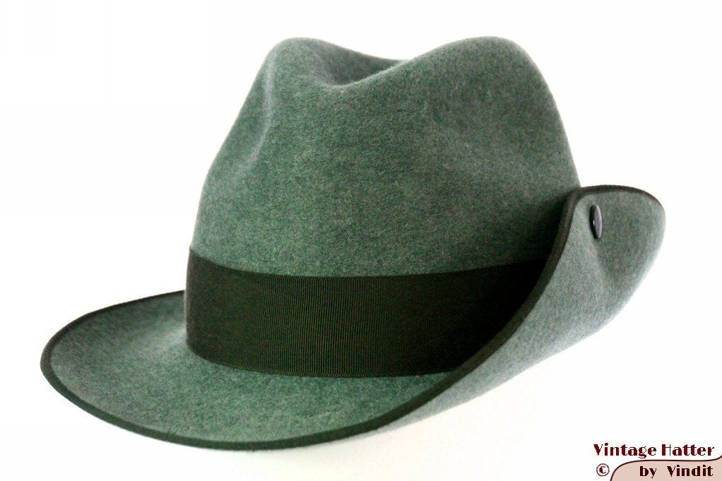 Vintage Jachthoed groen vilt met drukknoop 56, Ophalen of Verzenden, Gebruikt, Handschoenen, Hoed of Pet