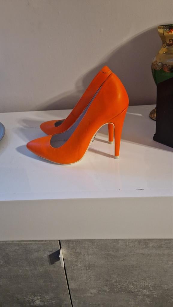 Nieuwe oranje Supertrash pumps - Maat 37, Pumps, Supertrash, Nieuw, Oranje