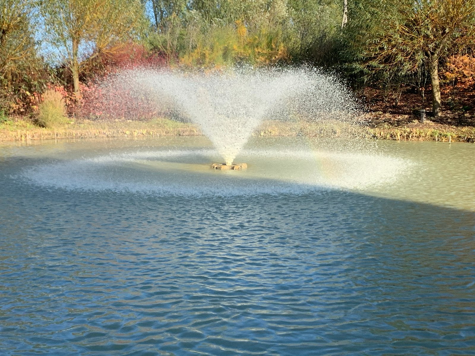Fontein beluchter 220V/380V voor vijver of waterpartij, Ophalen of Verzenden, Gebruikt, Overige materialen, Fontein