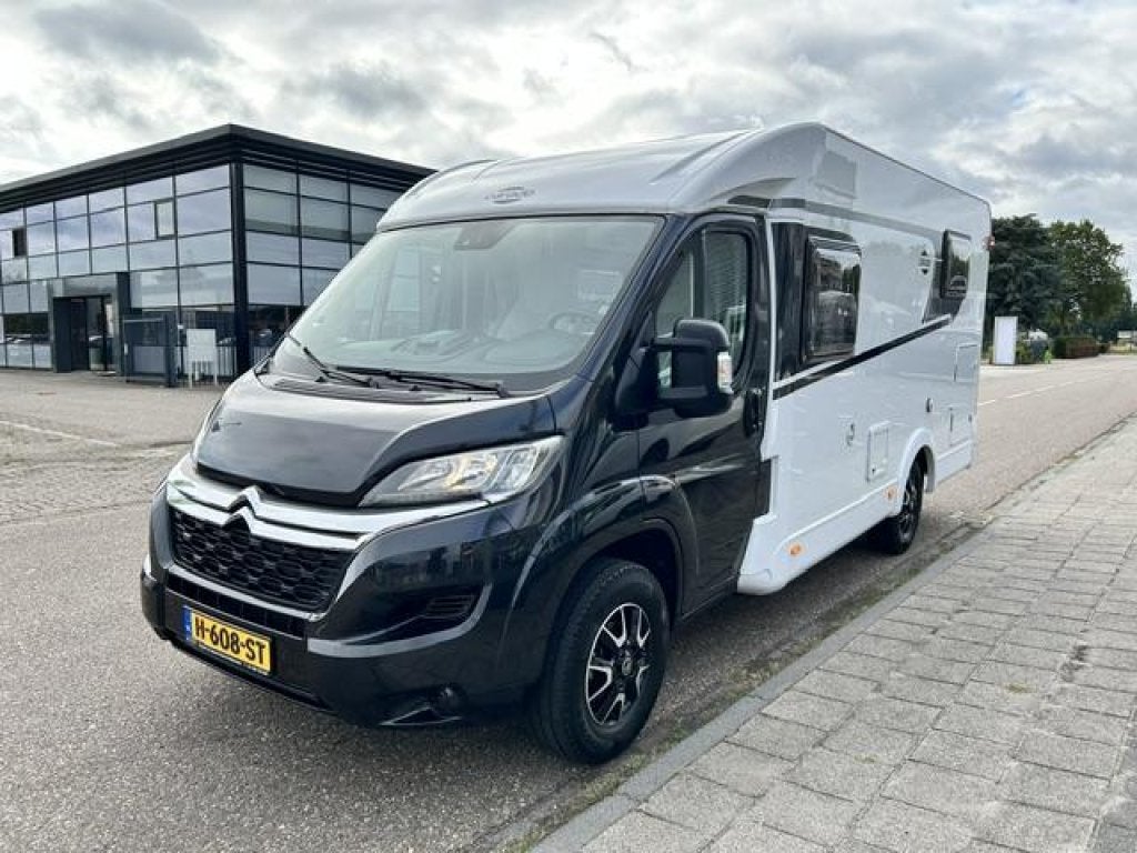 Carado V 337, Ringverwarming, Tot en met 2, 6 tot 7 meter, Bedrijf