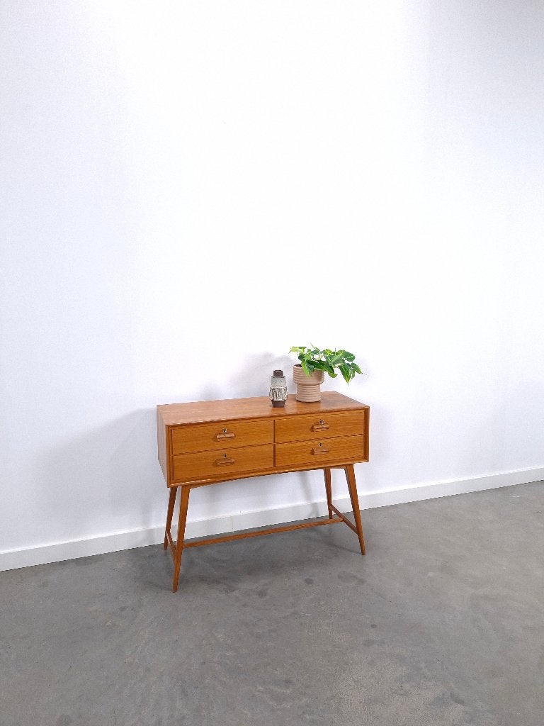 Vintage teak Deense ladekast sidetable, dressoir, Gebruikt, Teakhout, 3 of 4 laden, Minder dan 100 cm