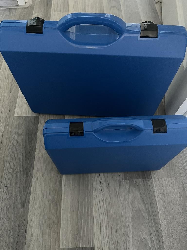 Koffertje Blauw (2 maten), Sieraden, Tassen en Uiterlijk, Koffers, Hard kunststof, Minder dan 50 cm, Ophalen of Verzenden, Zo goed als nieuw