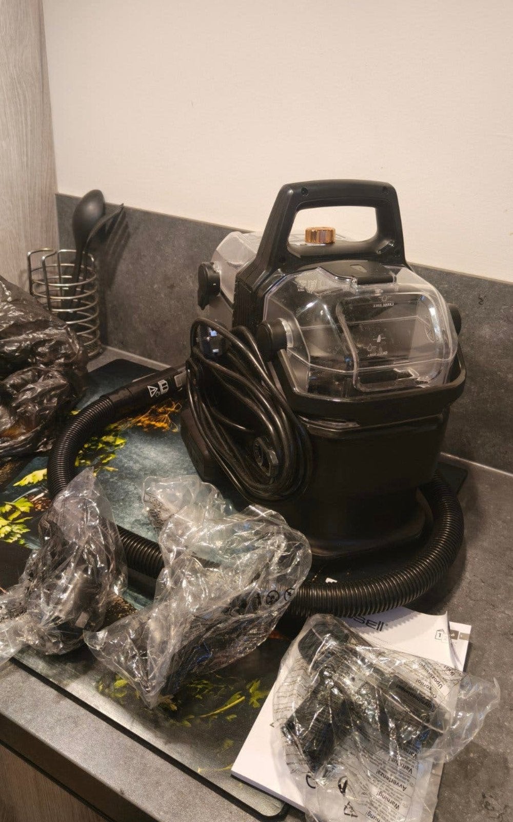 Bissel spotclean hydrosteam pro, Ophalen of Verzenden, Zo goed als nieuw, Schrobmachine