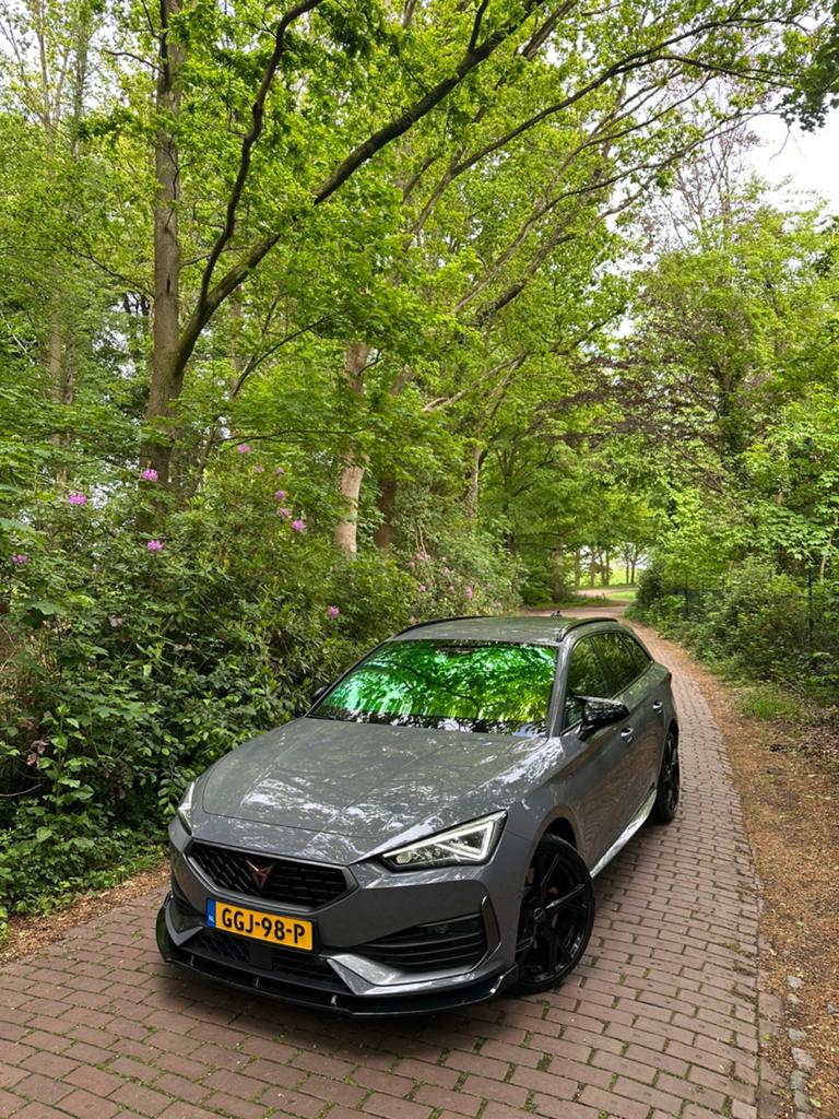 Cupra Leon Sportstourer 1.4 E-Hybrid VZ perf/245pk/memory, Euro 6, 4 cilinders, Leon, Leder en Stof